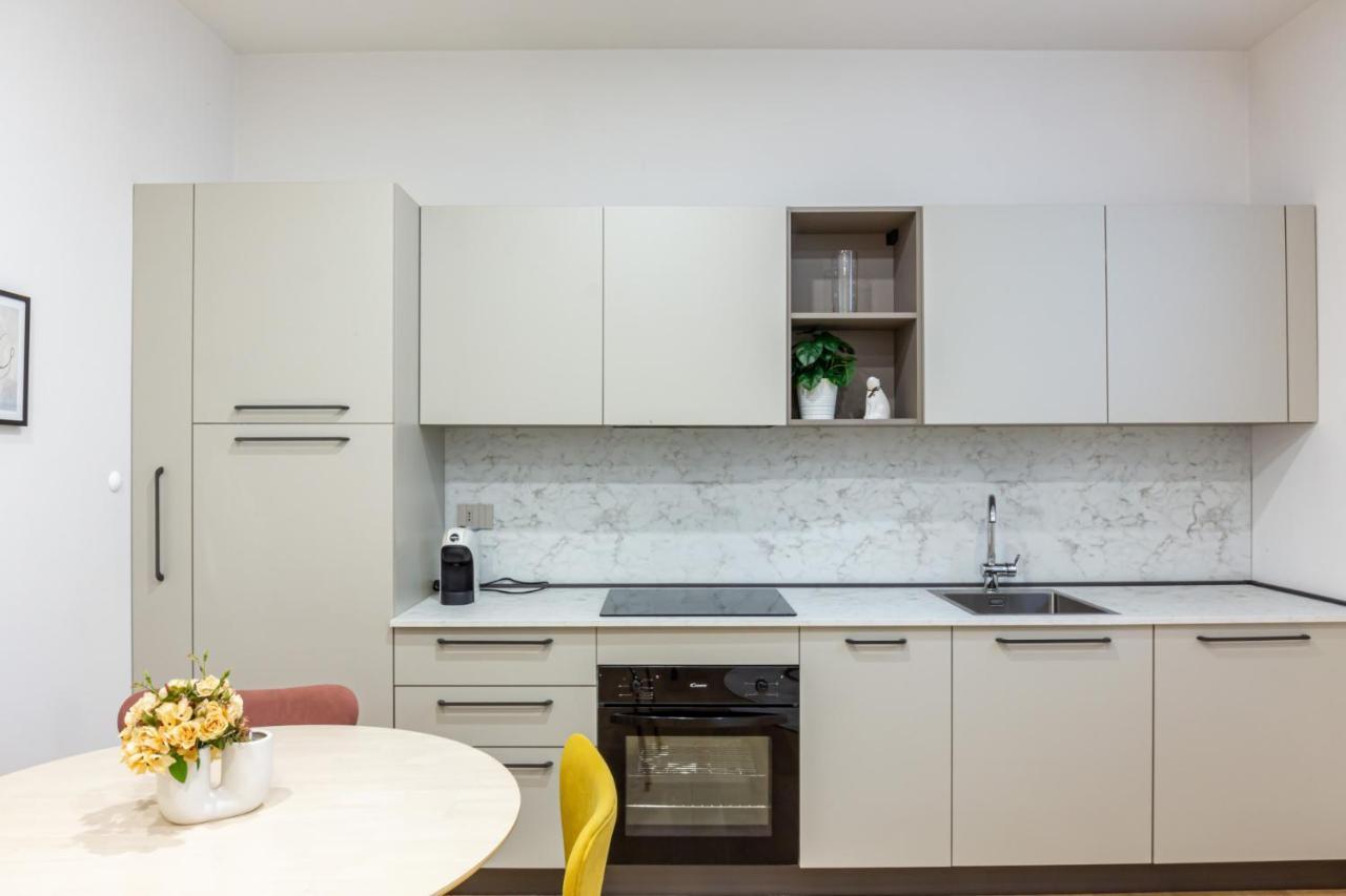 Apartamento Easylife - Bilocale Moderno E Sofisticato In Zona Porta Venezia Milán Exterior foto